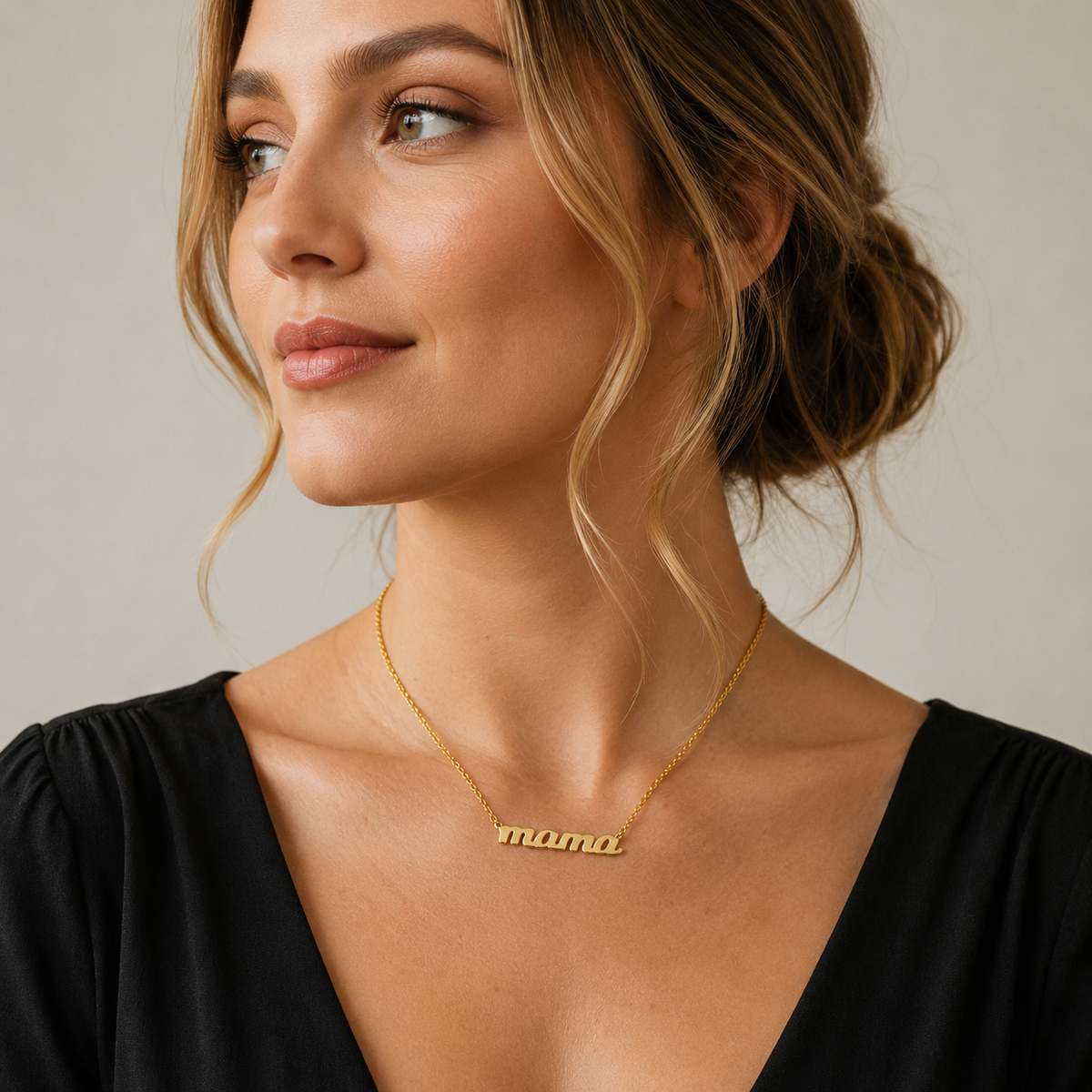 Classic MAMA Letter Necklace