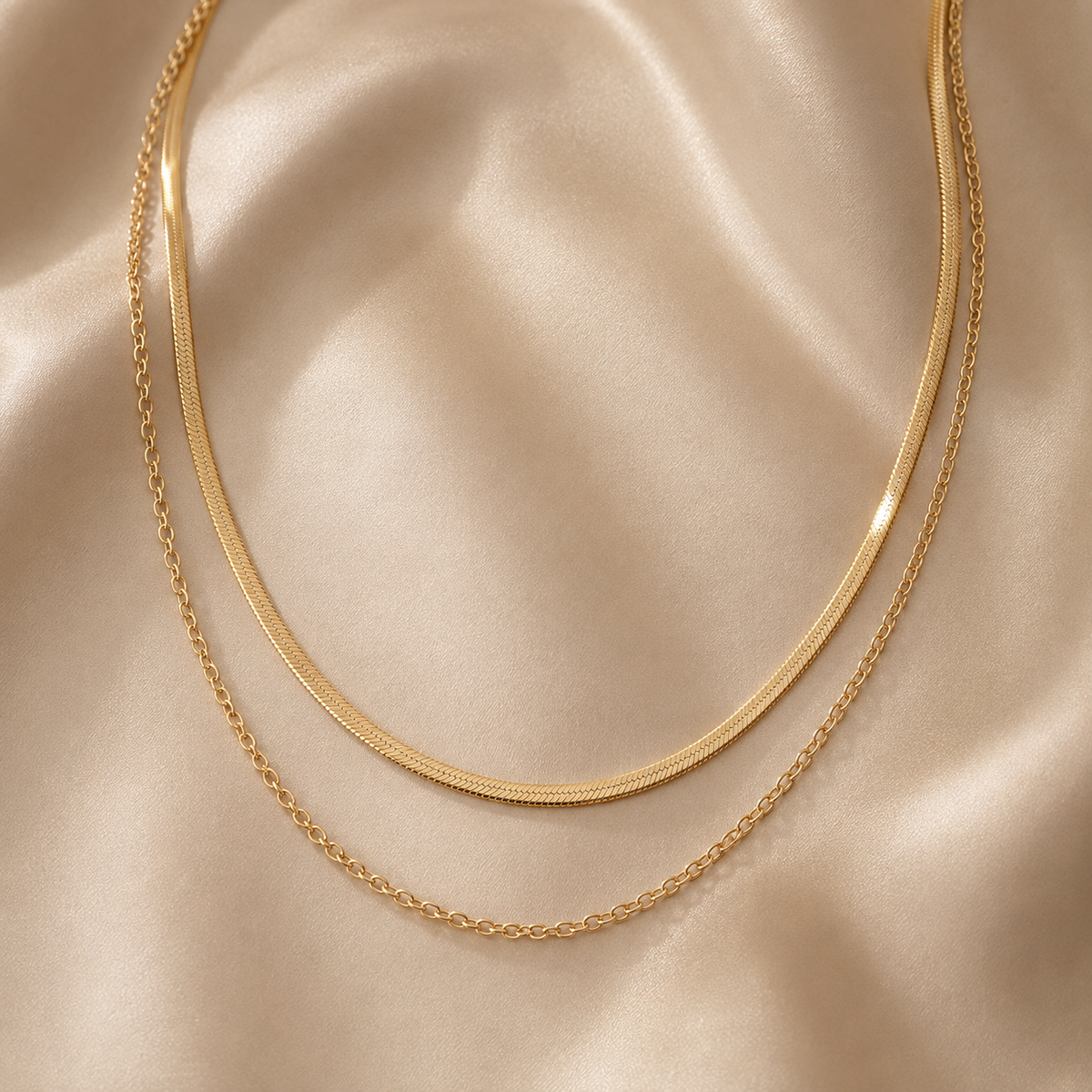 Layered Thin Choker with Wave Necklace