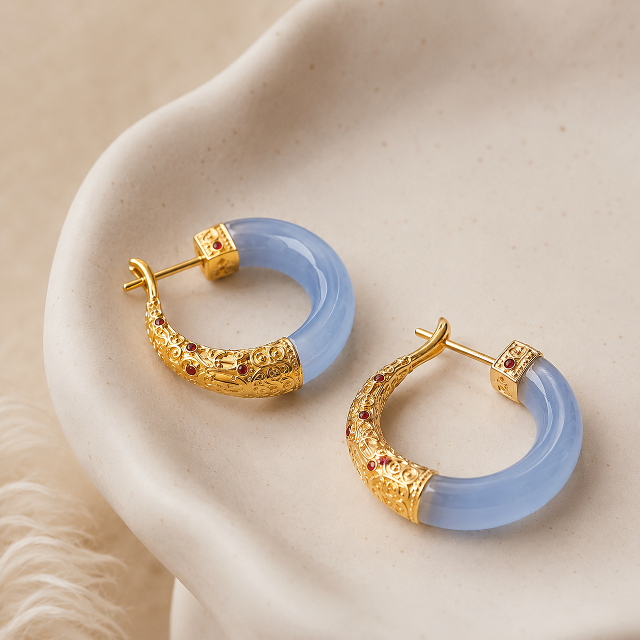 Hollow U-Shape Hoop Earrings
