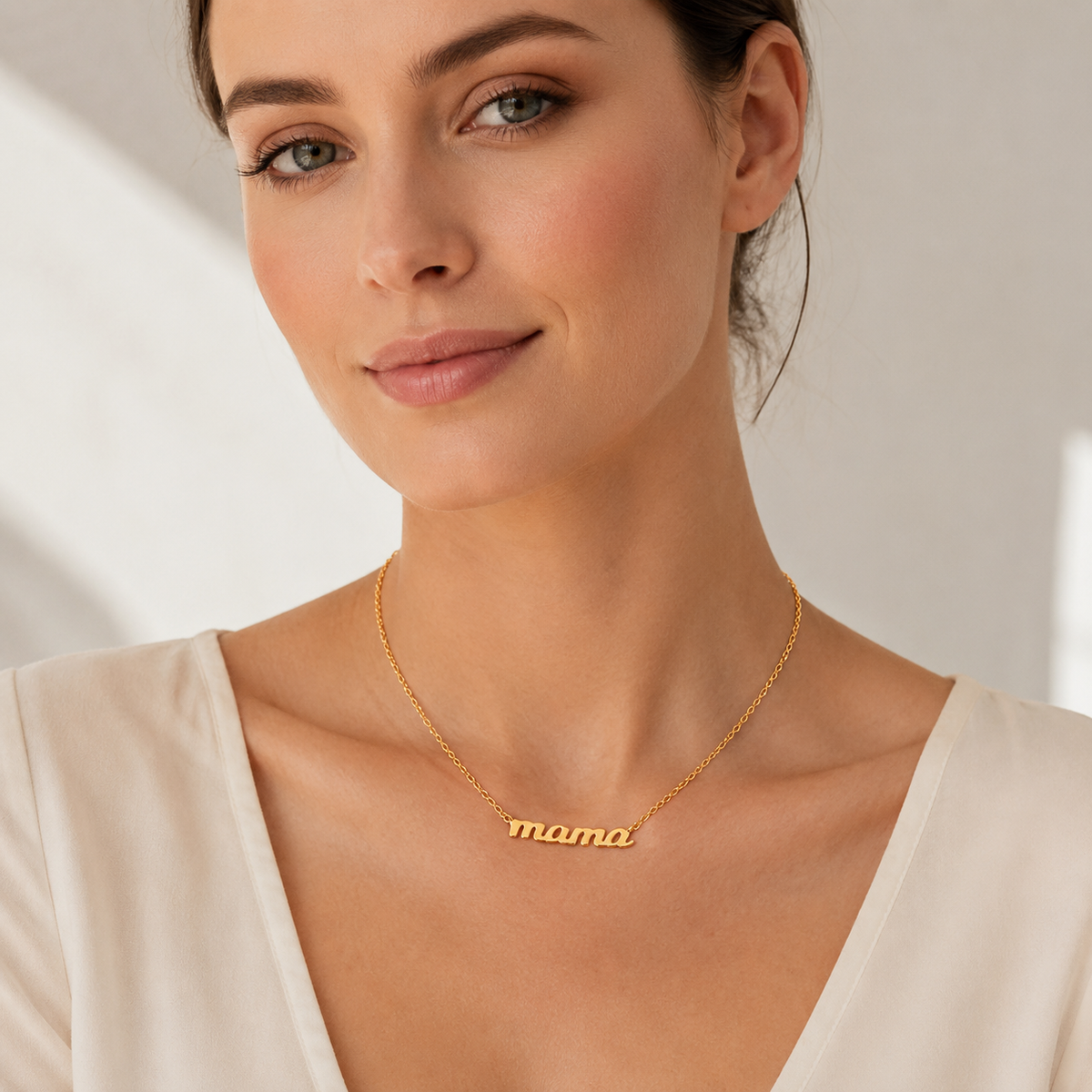 Classic MAMA Letter Necklace