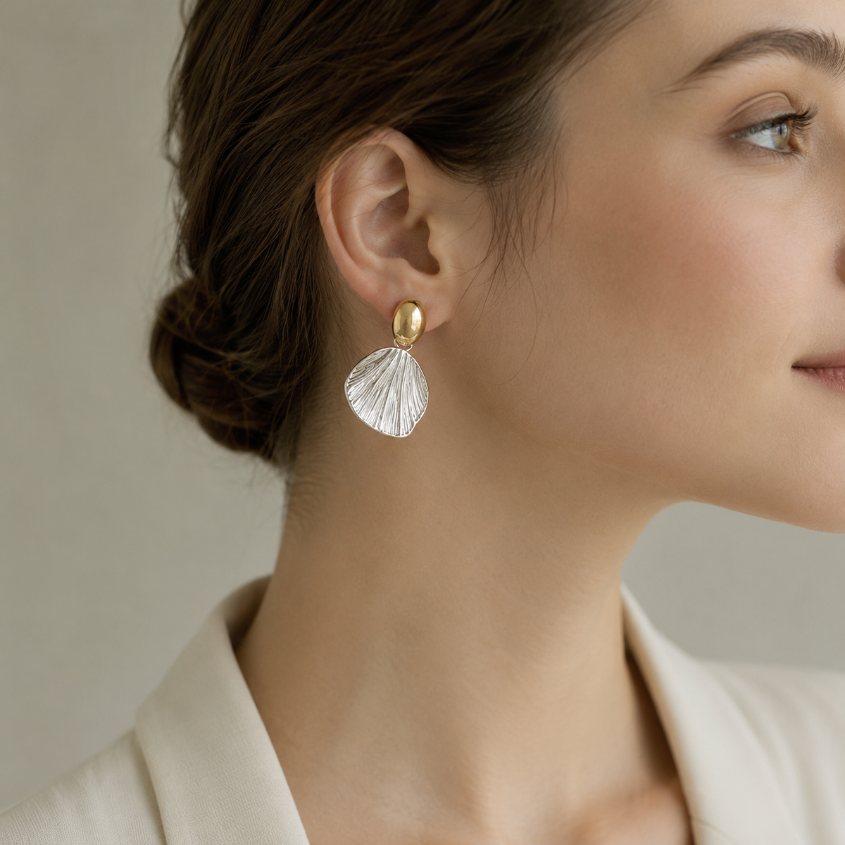 Flower Shell Stud Earrings