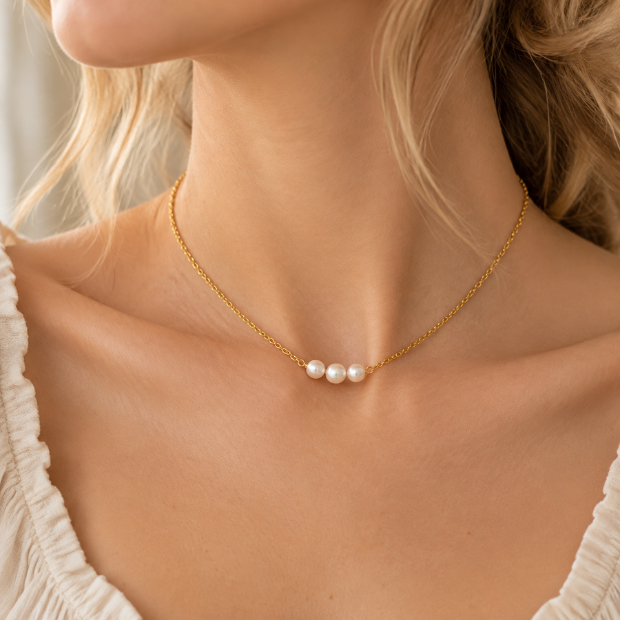 Classic Pearl Choker Necklace