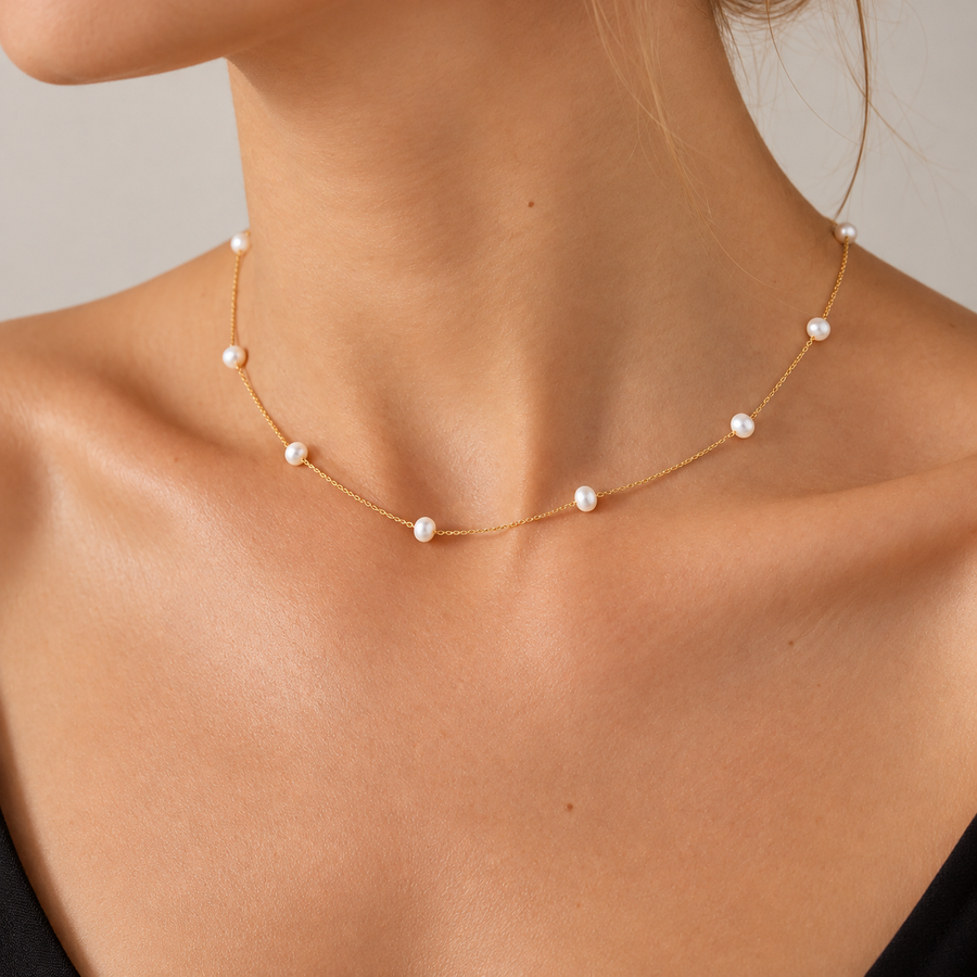 Simple Pearl Choker Necklace
