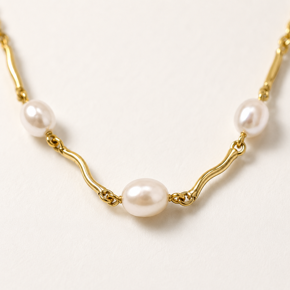 Pearl Bar Choker Necklace