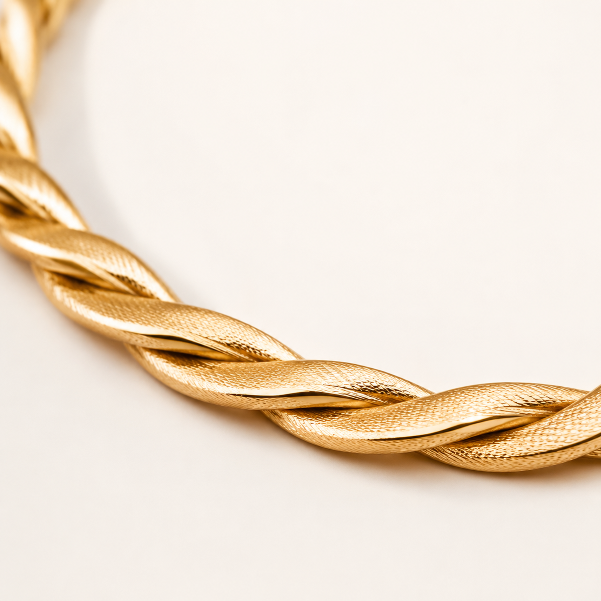 Twisted Herringbone Snake Chain Necklace