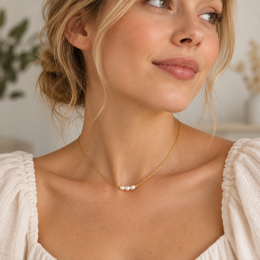 Classic Pearl Choker Necklace