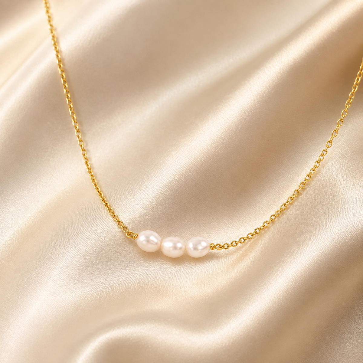 Classic Pearl Choker Necklace