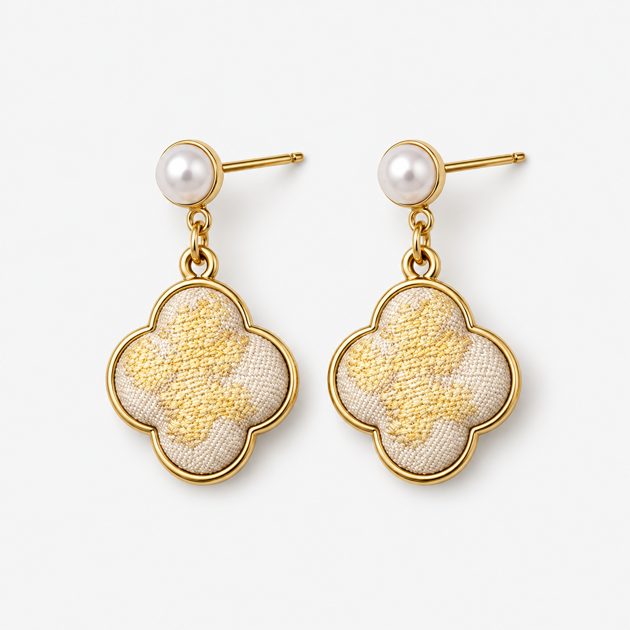 Brocade Clover Pearl Earrings