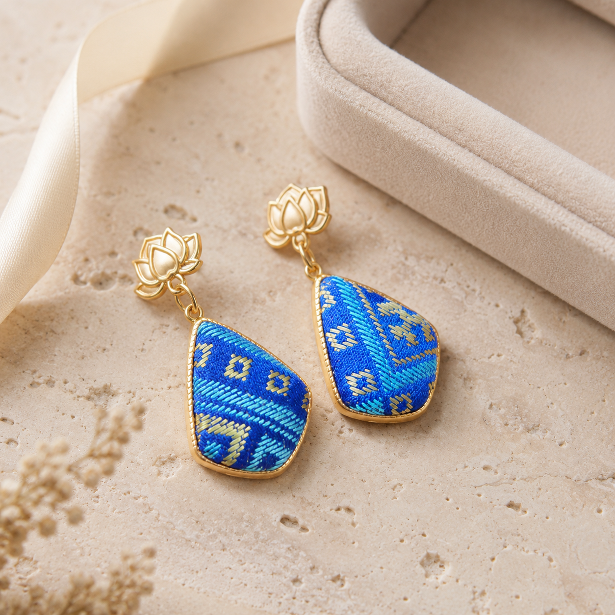 Zhuang Brocade Dangle Earrings