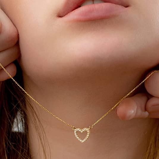 Tewiky Cute Heart Necklace Gold Heart Pendant Choker Necklaces